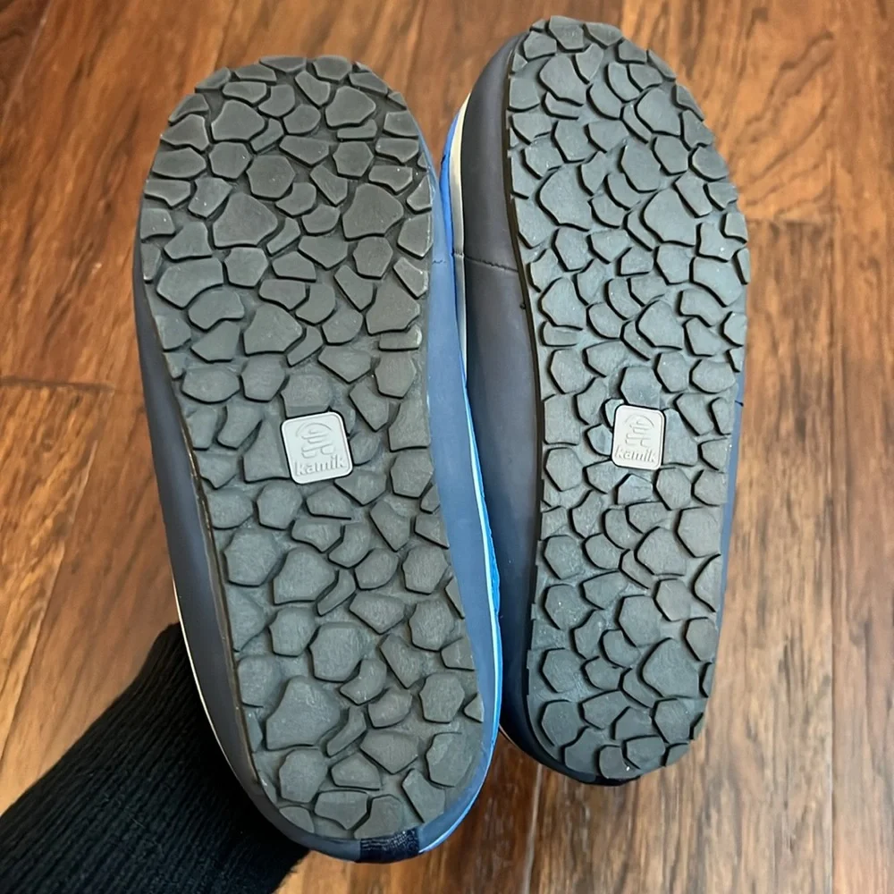 Kamik vegan puffy shoe